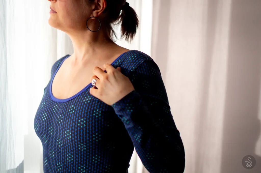Motif Lozange Cétoine sur jersey Tissœurs, détail du tissu utilisé pour le body Picnic