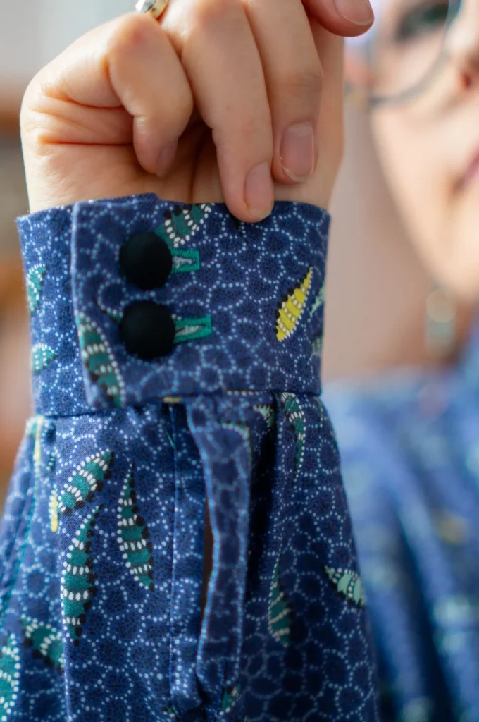 Chemise Burda 07/2025 : zoom sur le poignet raté