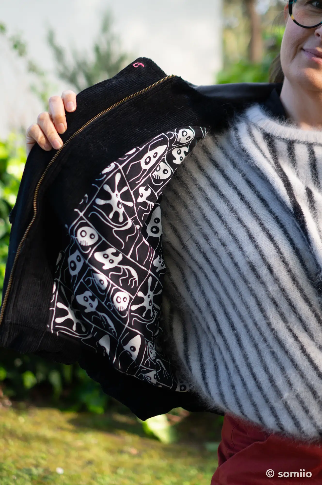 26 04 vesteastridvelour 20