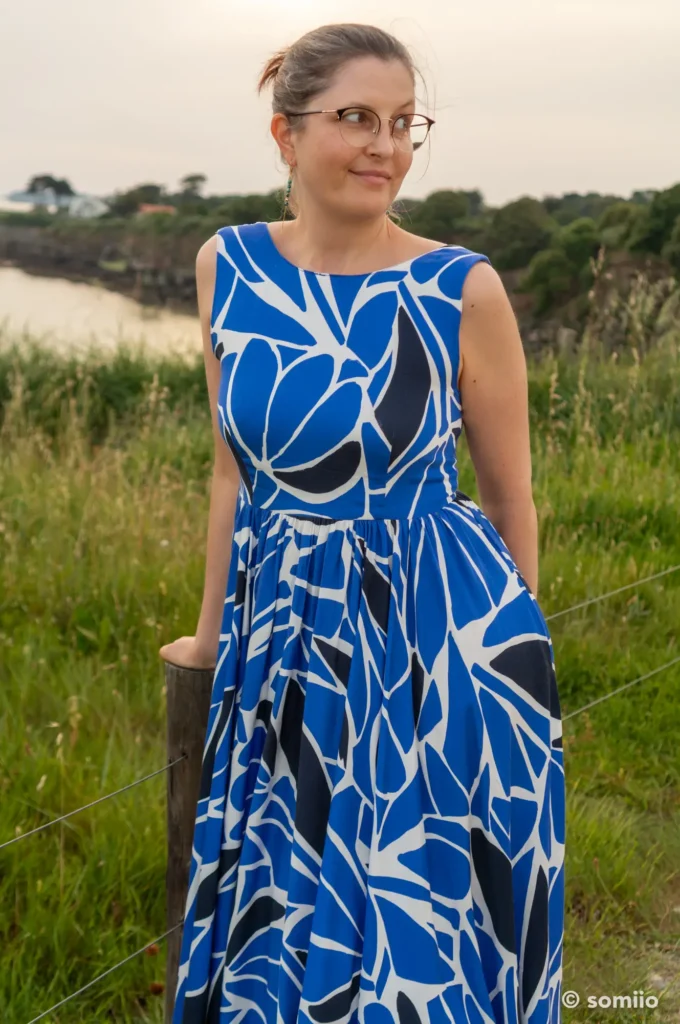 Ampleur de la jupe en cercle de la robe Circle cousue en viscose